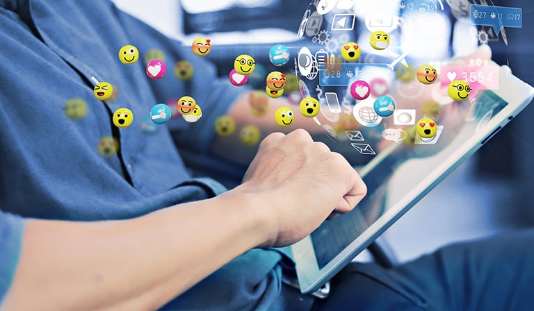 higher-education-media-services-social-media-management